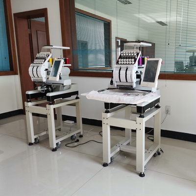 l'industriale della macchina del ricamo di Digital di dimensione del worktable cuce pianamente il pizzo capo